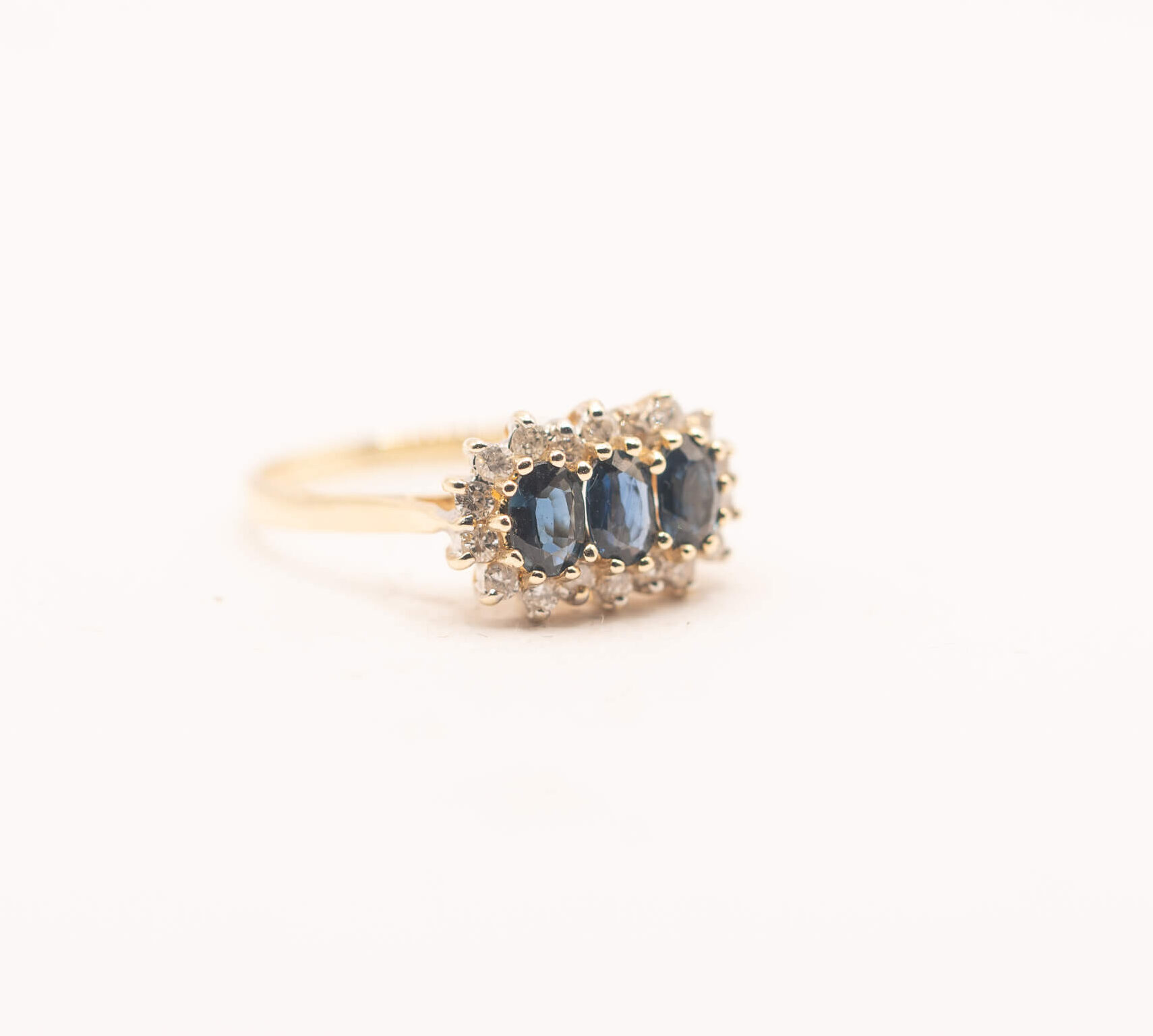 Lady di trio | Sapphire & diamond